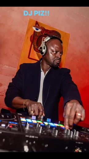 Gallery photo 1 of DJ PiZ - The sauce is in the mix