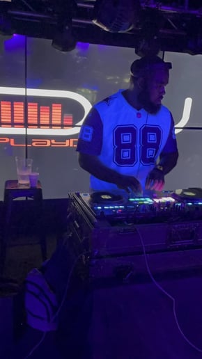 Gallery photo 3 of DJ PlayDAT