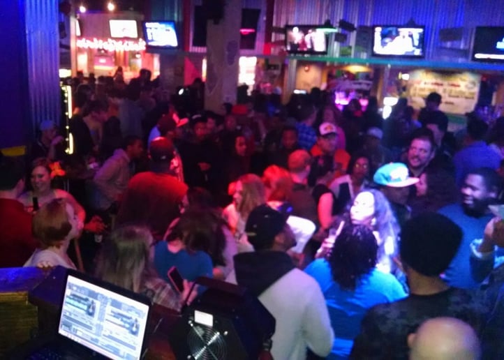 Gallery photo 3 of DJ PonFetti