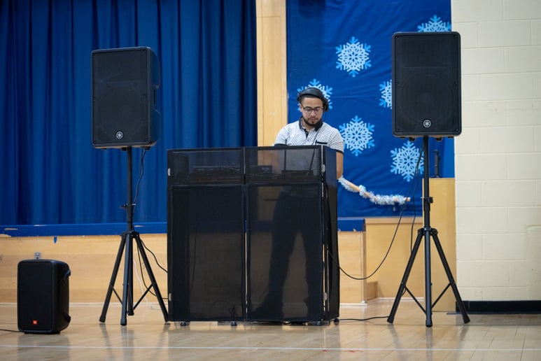 Gallery photo 7 of DJ Pozo