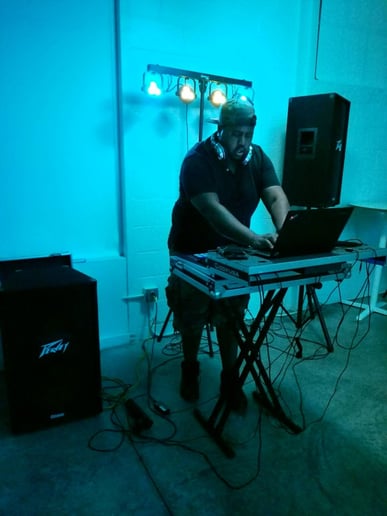 Gallery photo 3 of DJ Pritty Swif