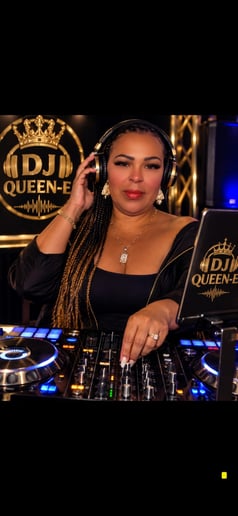 Gallery photo 8 of DJ Queen-e