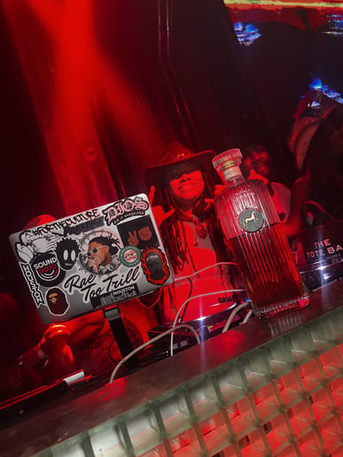 Gallery photo 3 of DJ RaeTooTrill