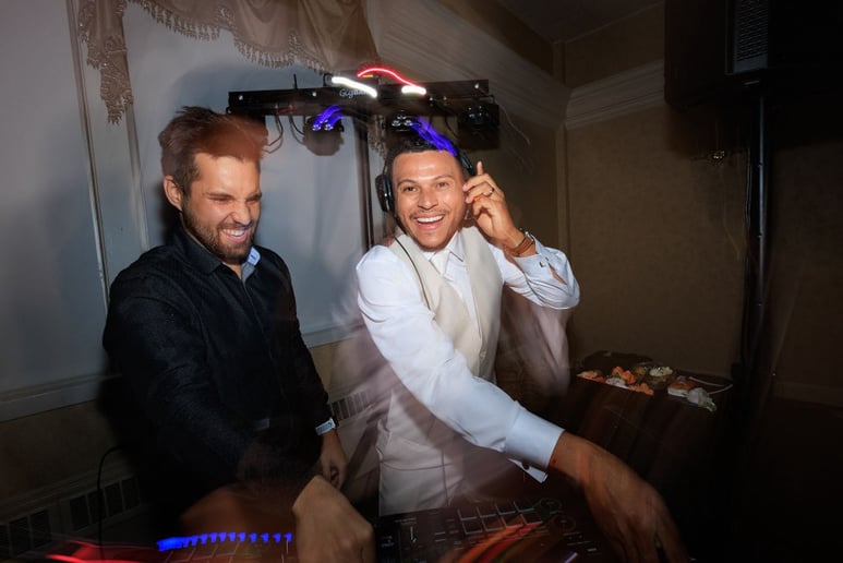 Gallery photo 6 of DJ Ramon Felix