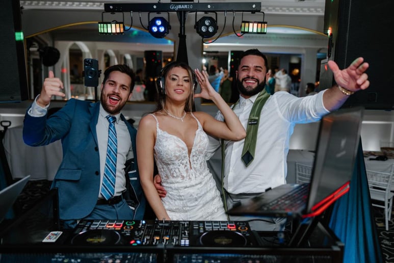 Gallery photo 7 of DJ Ramon Felix