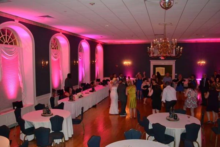 Gallery photo 2 of Dj Red Iv