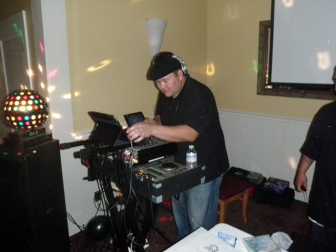 Gallery photo 2 of DJ Reddsonn
