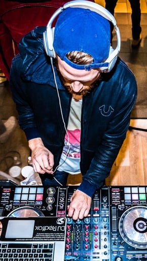 Gallery photo 5 of DJ Redfox