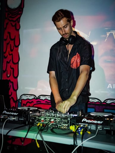 Gallery photo 1 of DJ Redspace