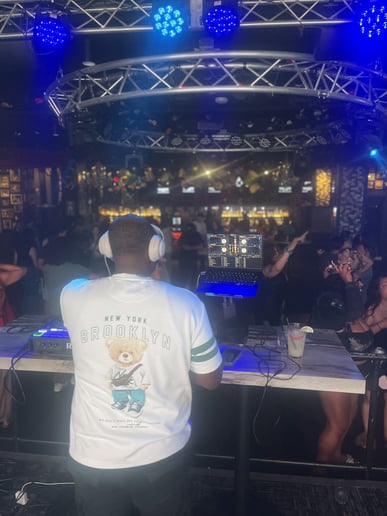 Gallery photo 1 of DJ Ree Maniac