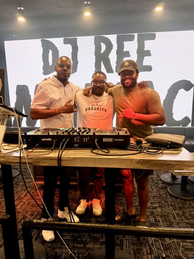 Gallery photo 2 of DJ Ree Maniac