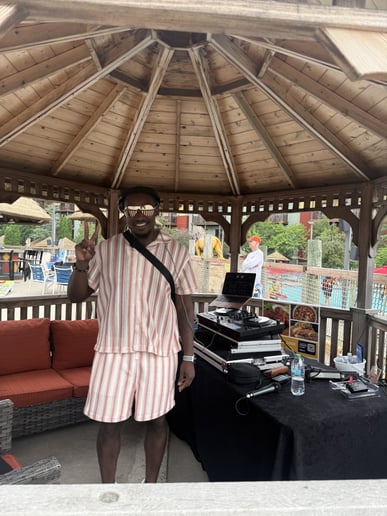 Gallery photo 8 of DJ Ree Maniac