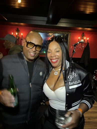 Gallery photo 20 of DJ Reggie Y2K