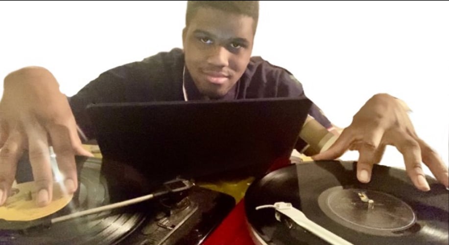 Gallery photo 2 of DJ Remmie
