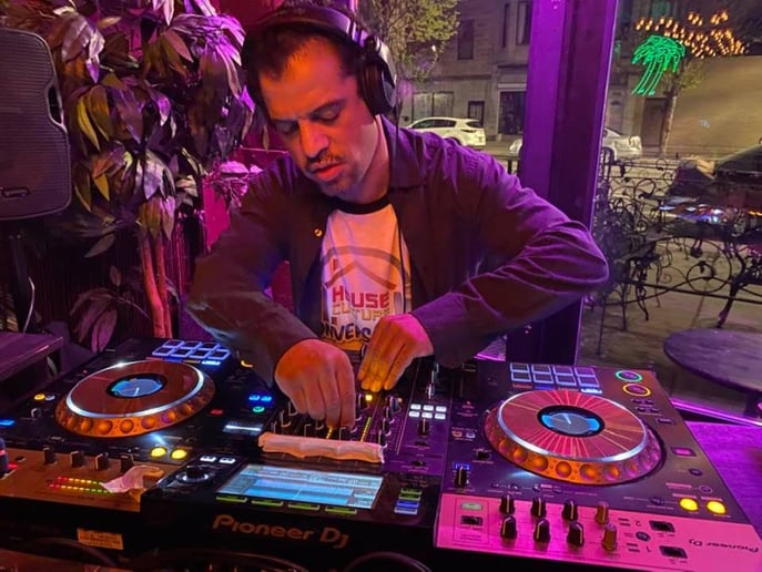 Gallery photo 1 of DJ Rich Rob