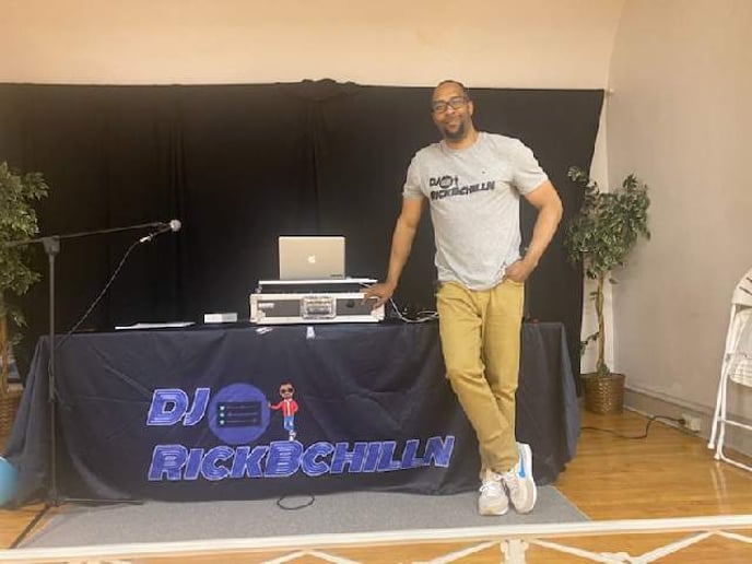 Gallery photo 8 of DJ RickBchilln