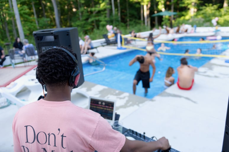 Gallery photo 2 of DJ Rico The Juiceman