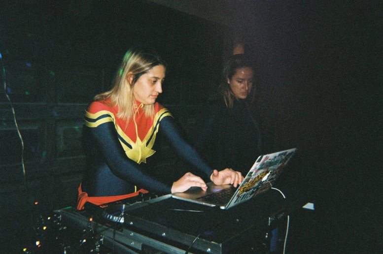 Gallery photo 2 of DJ Riddle Miss