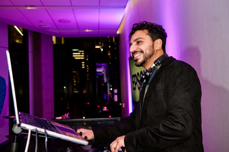 Gallery photo 3 of DJ Robby
