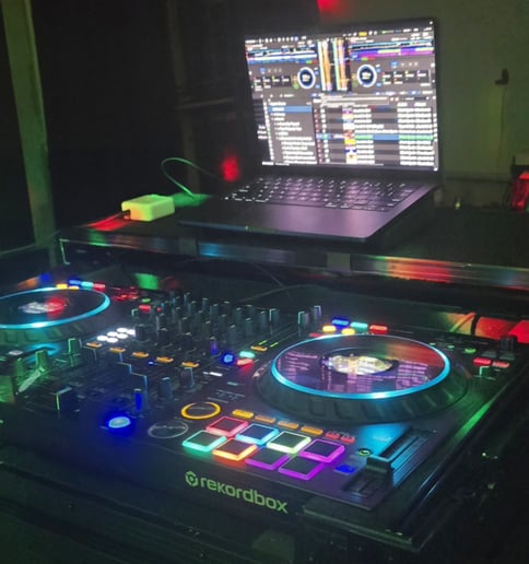 Gallery photo 1 of DJ Rocc