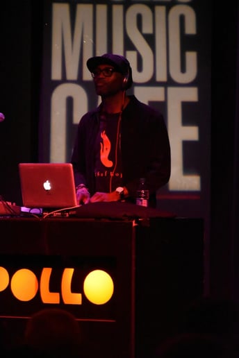 Gallery photo 5 of DJ Royal Singleton
