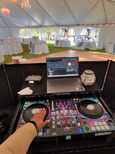 Gallery photo 8 of DJ Royale