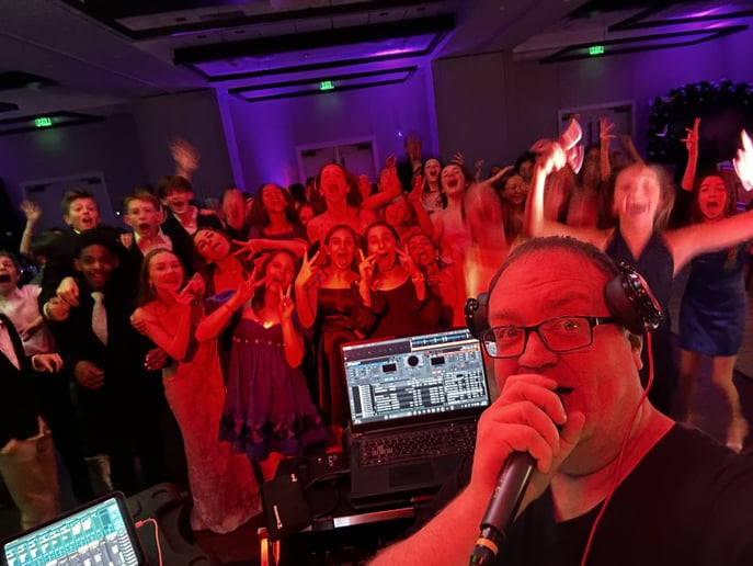 Gallery photo 16 of DJ Ryno
