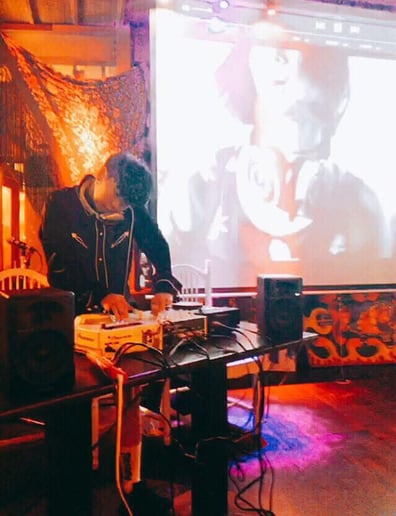 Gallery photo 7 of DJ S – Wedding, Party & Event DJ