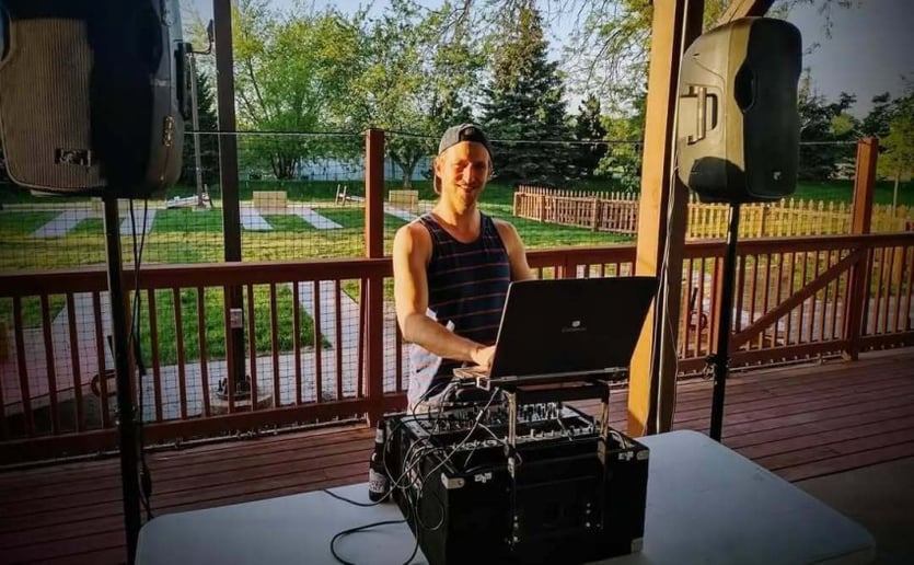 Gallery photo 4 of DJ Sammy Lee