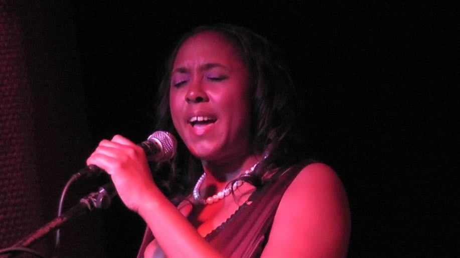 Gallery photo 6 of DJ Sassy Vee