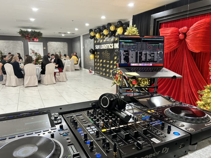 Gallery photo 11 of Dj Saxobeat