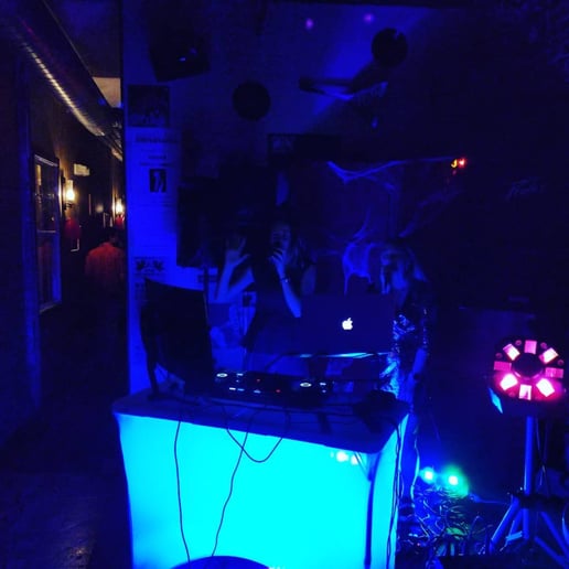 Gallery photo 3 of DJ Sean Sinclair