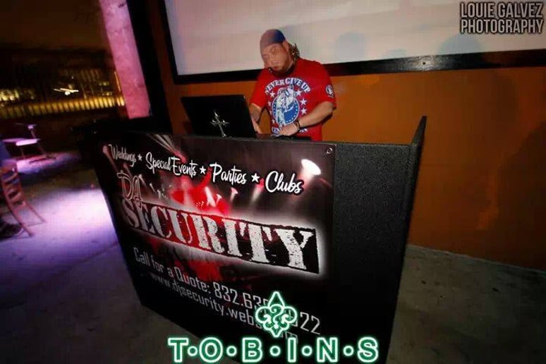 Gallery photo 2 of DJ Security