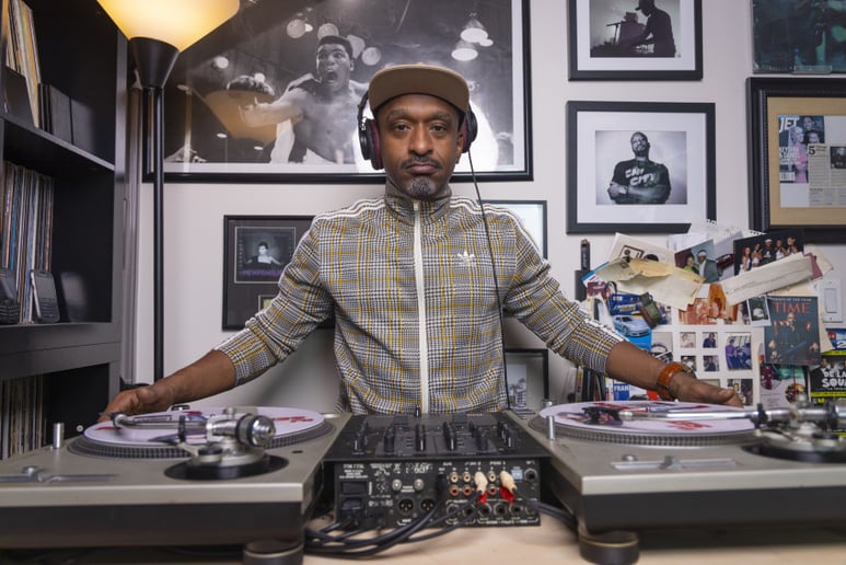 Gallery photo 1 of Dj Self Born