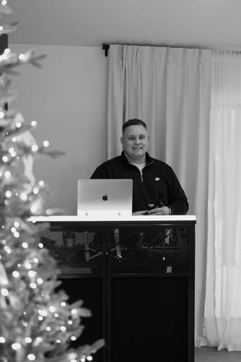 Gallery photo 7 of Dj service for wedding and event