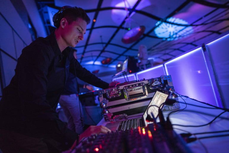 Gallery photo 2 of Extreme Entertainment DJ Services