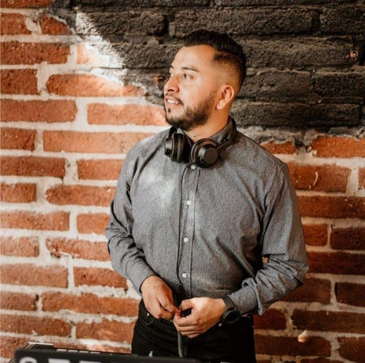 Gallery photo 5 of DJ setroc