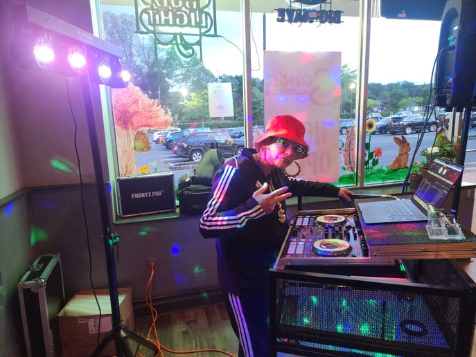 Gallery photo 9 of DJ Shellzee/ PM Productions