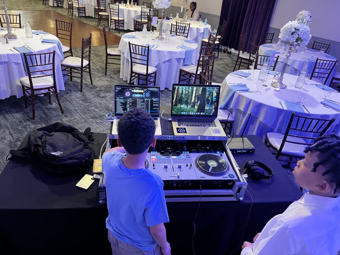 Gallery photo 6 of Dj Shicosky