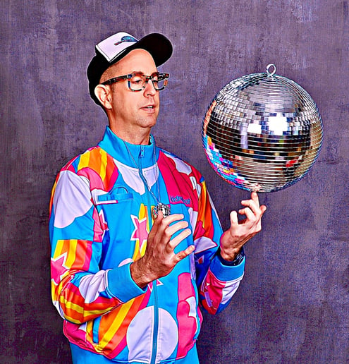 Gallery photo 1 of Dj Shinymirrorball