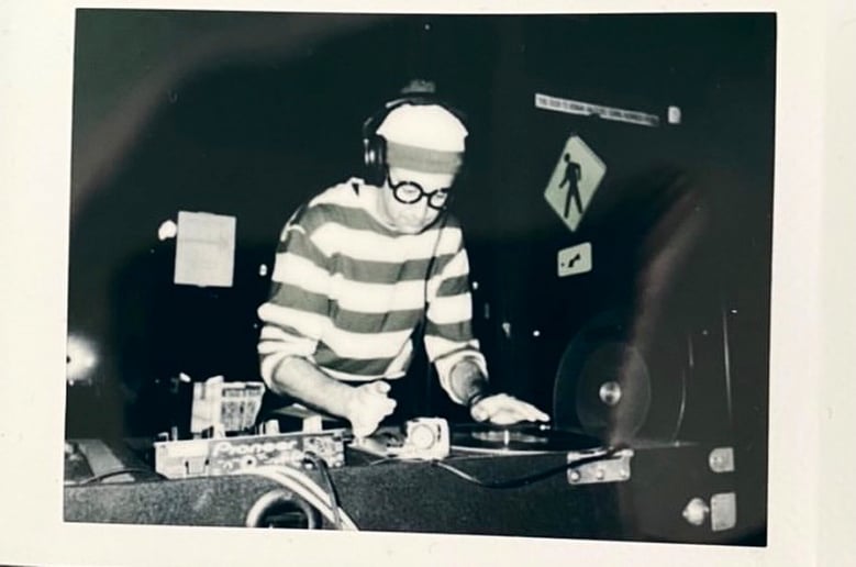 Gallery photo 7 of Dj Shinymirrorball