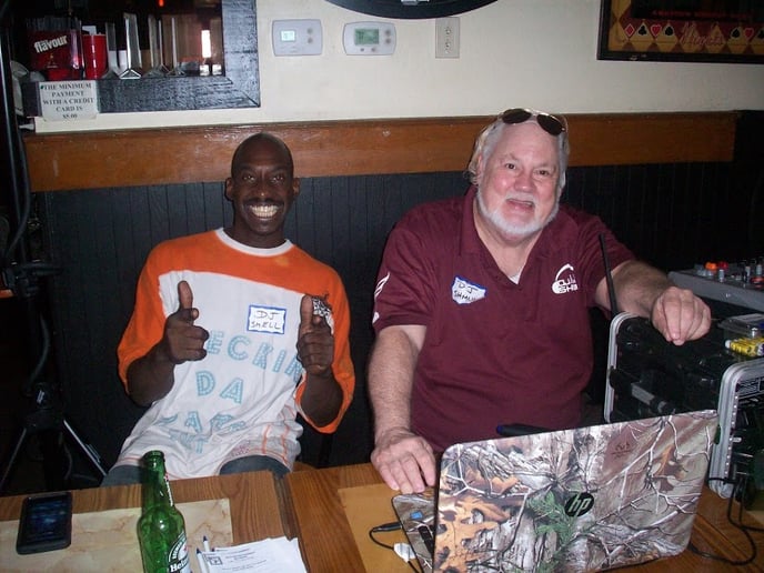 Gallery photo 4 of DJ Shmuu