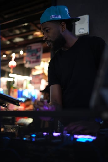Gallery photo 1 of DJ Shots