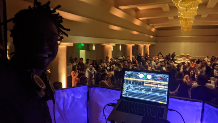 Gallery photo 7 of Dj Shy