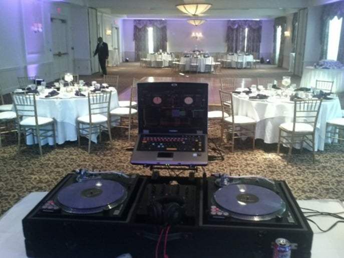 Gallery photo 3 of DJ Sir-Spen