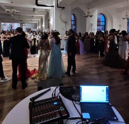 Gallery photo 3 of DJ Sir Uso