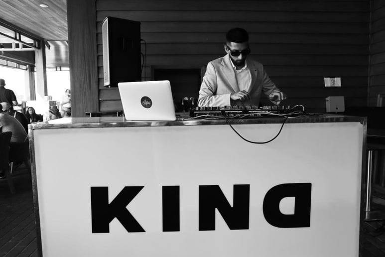 Gallery photo 12 of Dj Sizzle
