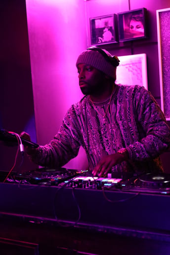 Gallery photo 8 of DJ Skip Rage