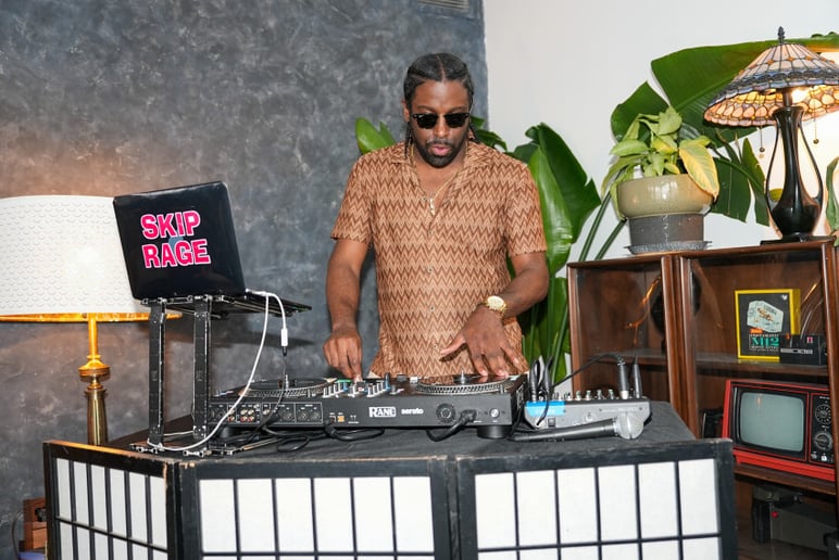 Gallery photo 7 of DJ Skip Rage