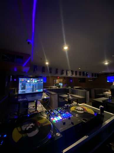 Gallery photo 7 of DJ SLICK
